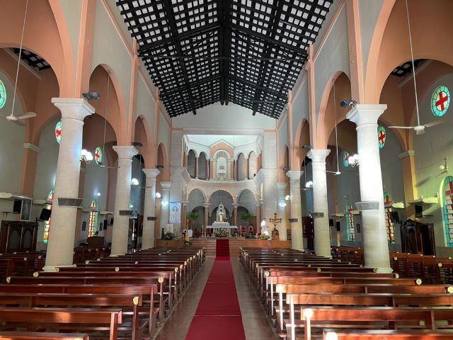 Interior de la Iglesia de la Virgen del Pilar