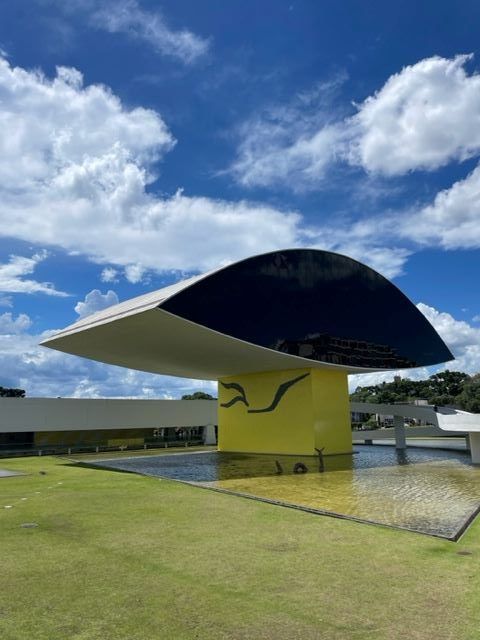 Museo Oscar Niemayer en Curitiba